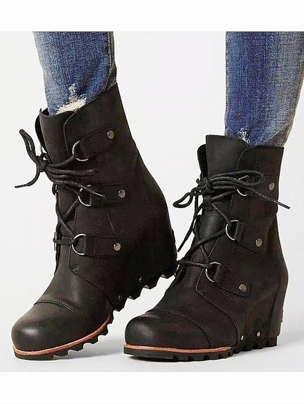 SOREL Joan of Arctic Wedge Boot US 12 Black Leather Lace-Up Heeled Ankle Booties